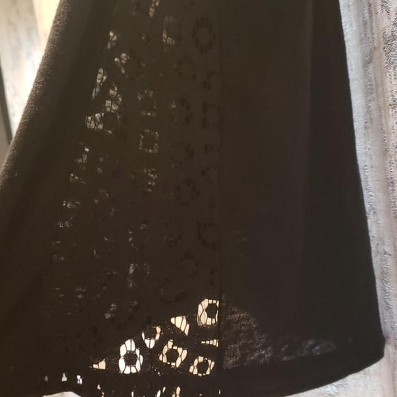 Banana Republic Balck Top with Lace and Mesh - Picture 2 of 3